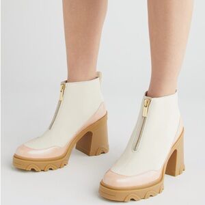 NWT- Sorel Brex Waterproof platform chunk heel  chelsea boot - sz 9.5